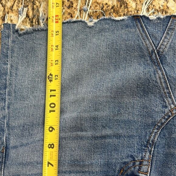 Madewell Rigid Denim A-Line Mini Skirt in Hughes Wash Button-Front Size 26 - Picture 9 of 9